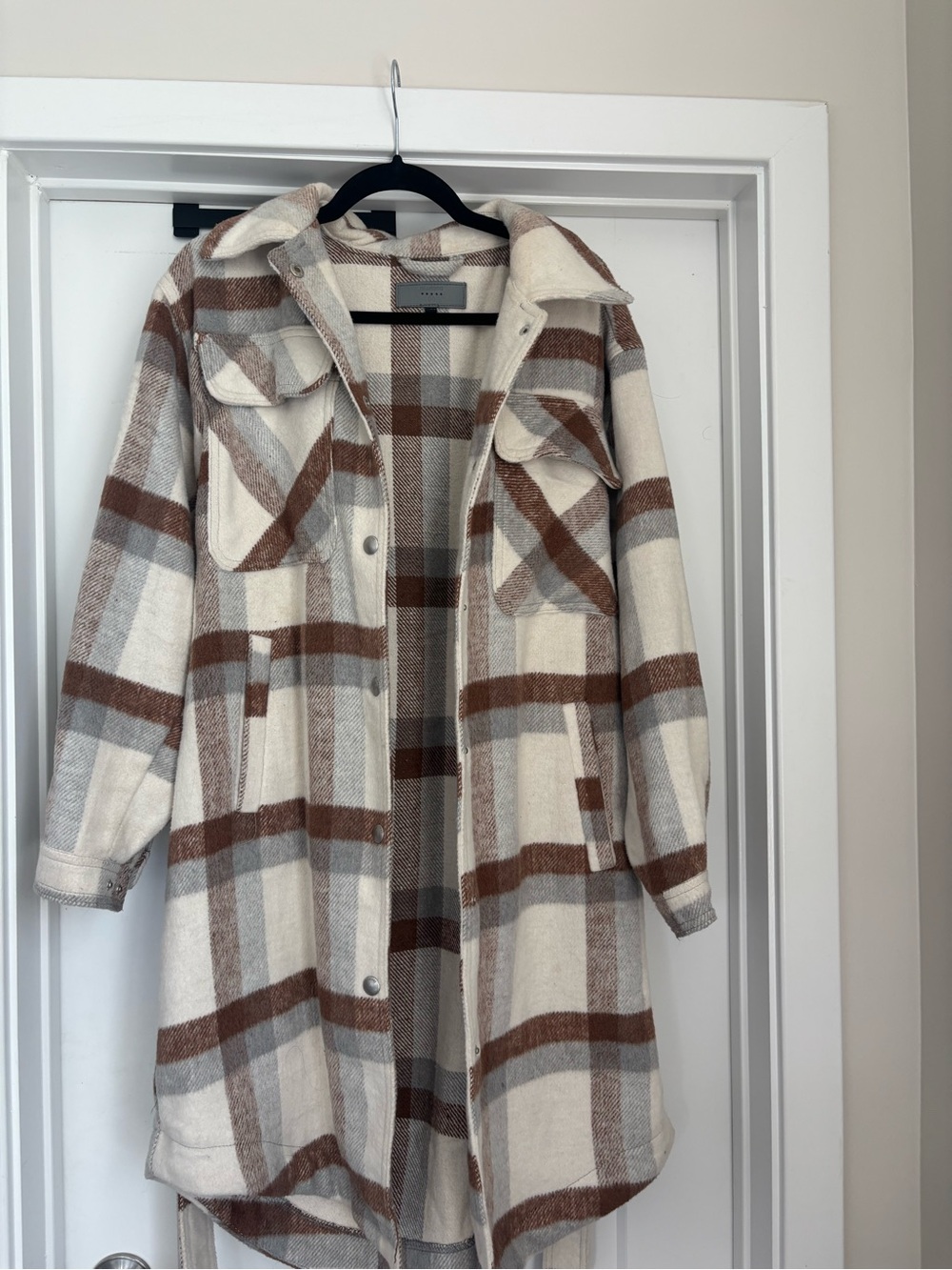 BlankNYC Cream & Brown Plaid Shacket Coat